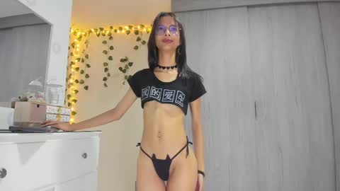 Snapshot of littlemoon18 chatting on February 10, 9:58 pm Luna online show from February 10, 9:58 pm