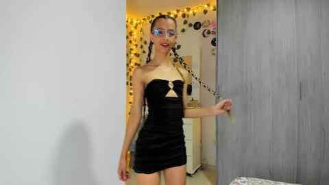 Snapshot of littlemoon18 chatting on November 25, 11:49 pm Luna online show from November 25, 11:49 pm