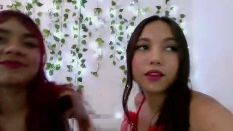 Snapshot of littlemoonx chatting on April 13, 12:49 am Moon online show from April 13, 12:49 am