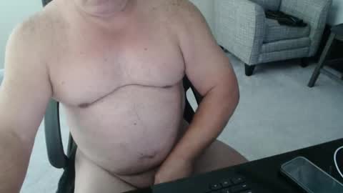 Snapshot of littleone1111765968 chatting on December 25, 5:05 pm littleone1111765968 online show from December 25, 5:05 pm