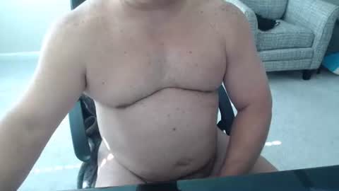 Snapshot of littleone1111765968 chatting on November 9, 3:32 pm littleone1111765968 online show from November 9, 3:32 pm