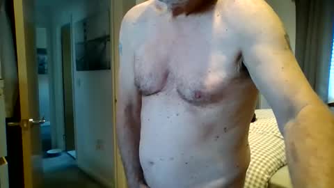 Snapshot of littlepenis1000 chatting on May 16, 11:09 am Littlepenis online show from May 16, 11:09 am