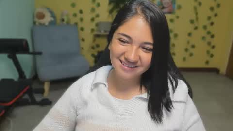 Snapshot of littleprety6969 chatting on December 22, 5:15 am Mia Wednesday to Sunday 730 am to 1030 am Colombian Hour D online show from December 22, 5:15 am