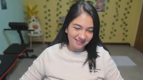 Snapshot of littleprety6969 chatting on January 15, 5:01 am Mia Wednesday to Sunday 730 am to 1030 am Colombian Hour D online show from January 15, 5:01 am