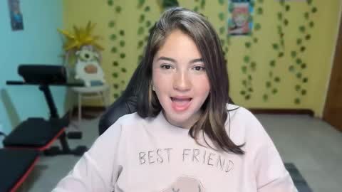 Snapshot of littleprety6969 chatting on February 27, 6:13 am Mia Wednesday to Sunday 730 am to 1030 am Colombian Hour D online show from February 27, 6:13 am