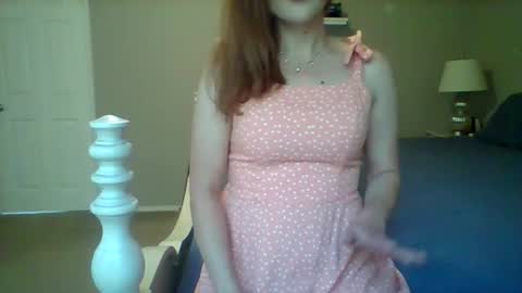 Snapshot of littlered_6969 chatting on May 14, 3:52 pm littlered_6969 online show from May 14, 3:52 pm