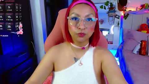 Snapshot of littlerouse_ chatting on February 1, 6:56 am Ruby Rouse online show from February 1, 6:56 am