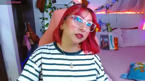 Snapshot of littlerouse_ chatting on March 9, 9:02 am Ruby Rouse online show from March 9, 9:02 am