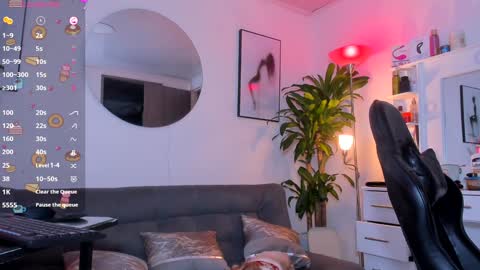 Snapshot of littlesexyrubi chatting on January 4, 9:54 am LITTLE SEXY RUBY online show from January 4, 9:54 am