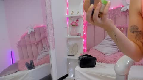  sofii  online show from January 7, 8:55 pm