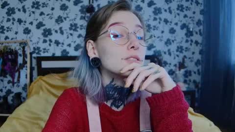 Niki  free tg channel with some photos gifs and info about streams  online show from October 1, 6:41 am