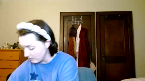 Kori online show from June 2, 12:12 am