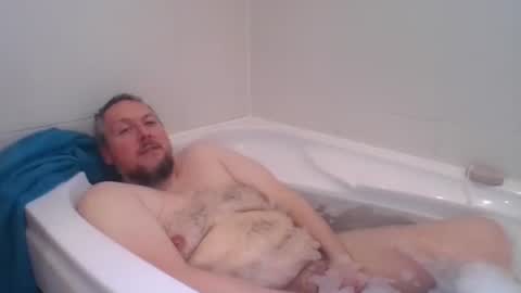 littlesubbear online show from May 9, 1:49 pm