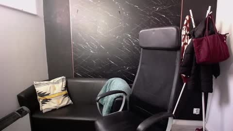 Snapshot of littleviki_ chatting on December 2, 9:13 am Viki online show from December 2, 9:13 am