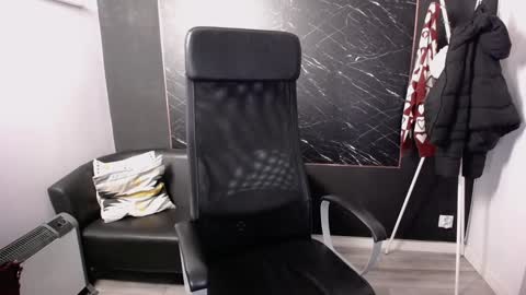 Snapshot of littleviki_ chatting on December 5, 6:10 am Viki online show from December 5, 6:10 am