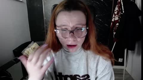 Snapshot of littleviki_ chatting on January 29, 5:51 am Viki online show from January 29, 5:51 am