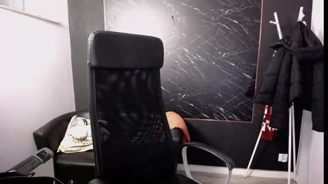 Snapshot of littleviki_ chatting on February 24, 5:00 am Viki online show from February 24, 5:00 am