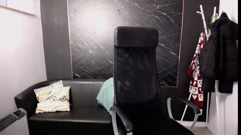 Snapshot of littleviki_ chatting on March 5, 5:07 am Viki online show from March 5, 5:07 am