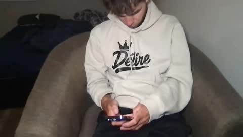 Snapshot of livetyy chatting on June 6, 12:54 pm livetyy online show from June 6, 12:54 pm
