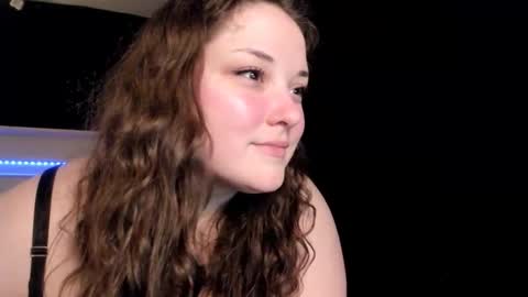 Snapshot of livinsubspace chatting on November 30, 9:08 pm Liv online show from November 30, 9:08 pm