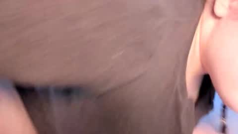 Snapshot of livinsubspace chatting on February 18, 9:22 pm Liv online show from February 18, 9:22 pm