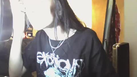 Liv Mirage online show from January 18, 7:15 pm