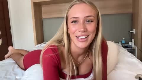 olivia online show from December 4, 3:16 am