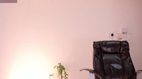 Vanessa online show from February 8, 2:04 am