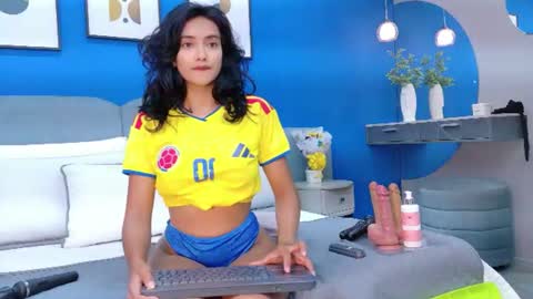 Snapshot of lixiepeyton chatting on June 17, 2:51 pm lixiepeyton online show from June 17, 2:51 pm