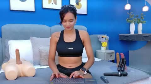 Snapshot of lixiepeyton chatting on July 1, 2:13 am lixiepeyton online show from July 1, 2:13 am