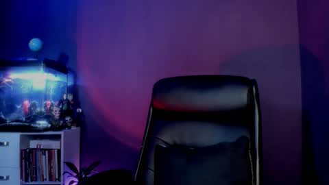 Snapshot of lixrose chatting on December 16, 11:10 pm LixRose online show from December 16, 11:10 pm