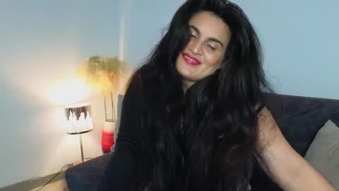 liz online show from December 19, 4:13 pm