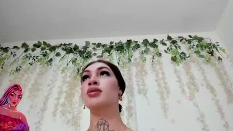 Snapshot of liz_lunaa chatting on June 17, 8:32 pm Liz Luna online show from June 17, 8:32 pm