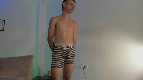 liza_starts online show from September 28, 6:46 pm