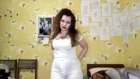 Molly online show from May 1, 4:44 pm