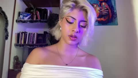 Lizeth online show from December 9, 7:39 pm