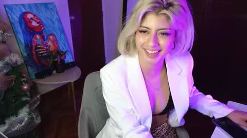 Lizeth online show from December 31, 11:39 pm