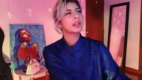 Lizeth online show from March 8, 6:43 am