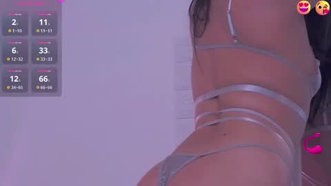 Snapshot of lizasunshine__ chatting on November 13, 7:40 am lizasunshine__ online show from November 13, 7:40 am