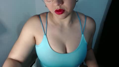 Snapshot of lizbodu chatting on October 5, 7:34 pm Lizze Bodu 3 online show from October 5, 7:34 pm