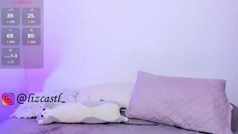 Snapshot of lizcastl chatting on December 14, 6:34 pm lizcastl online show from December 14, 6:34 pm