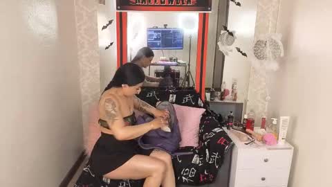 Snapshot of lizha_milf chatting on October 29, 5:47 pm Lizha online show from October 29, 5:47 pm