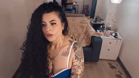 Snapshot of lizha_milf chatting on November 29, 5:49 pm Lizha online show from November 29, 5:49 pm