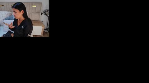 Lizz  online show from November 4, 11:31 am