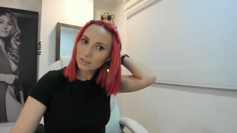 lizzdoux online show from September 26, 1:53 am