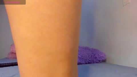 lizzy online show from December 18, 2:50 am