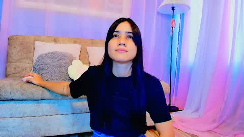 lizzy_kane online show from May 3, 8:04 pm