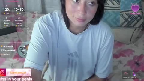 lizzy online show from August 3, 9:04 am