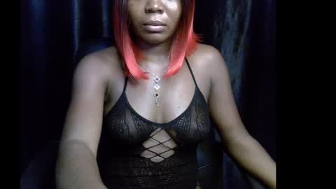 Snapshot of lizzy_petite chatting on September 15, 11:27 pm lizzy online show from September 15, 11:27 pm
