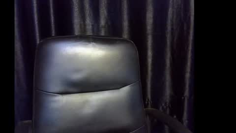 Snapshot of lizzy_petite chatting on September 23, 10:18 am lizzy online show from September 23, 10:18 am